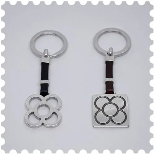 Llavero de zamak flor de Barcelona